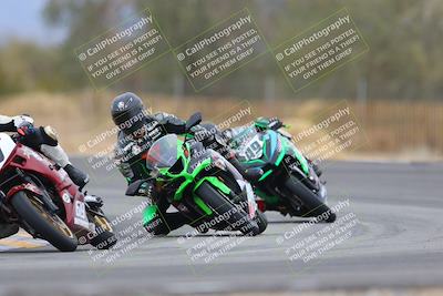 media/Jan-15-2023-SoCal Trackdays (Sun) [[c1237a034a]]/Turn 3 (1115am)/